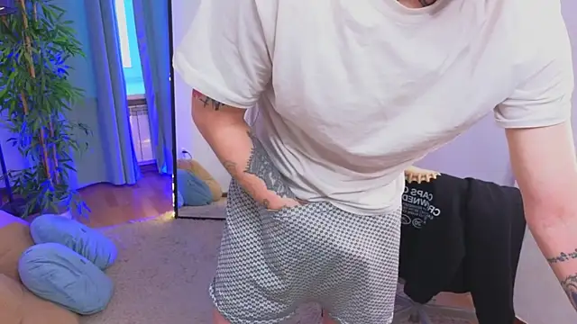 Snapshot of drillfi11 chatting on April 2026 02:30:01 PM drillfi11 online show from April 2026 02:30:01 PM