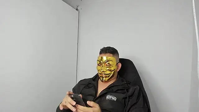 Snapshot of anubis-10 chatting on April 2026 10:51:02 PM anubis-10 online show from April 2026 10:51:02 PM