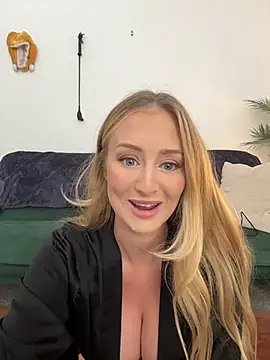 Snapshot of lucyadlernz chatting on May 2026 12:15:01 AM lucyadlernz online show from May 2026 12:15:01 AM