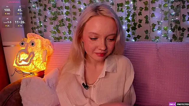  CloudNine  online show from May 2026 04:40:02 AM