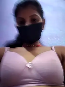Snapshot of RUHI_1143 chatting on June 2026 05:42:01 AM RUHI 1143 online show from June 2026 05:42:01 AM