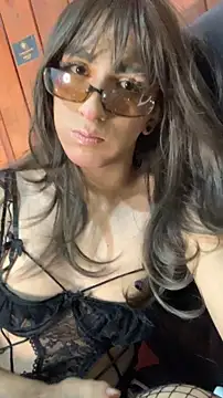 Snapshot of Leidy_Erome1 chatting on July 2026 05:34:01 AM Leidy Erome1 online show from July 2026 05:34:01 AM