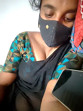 Snapshot of Tamil_Hot_HoneyBee chatting on May 2026 03:57:02 AM Tamil Hot HoneyBee online show from May 2026 03:57:02 AM