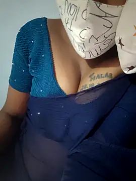 Snapshot of Tamil_Hot_HoneyBee chatting on May 2026 07:22:02 PM Tamil Hot HoneyBee online show from May 2026 07:22:02 PM