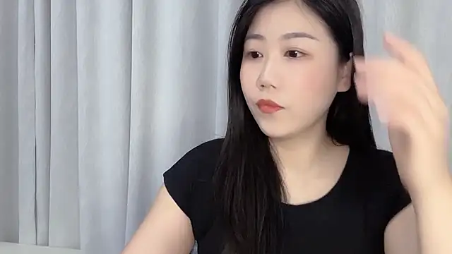 F-Yuwei online show from April 2026 01:05:02 PM