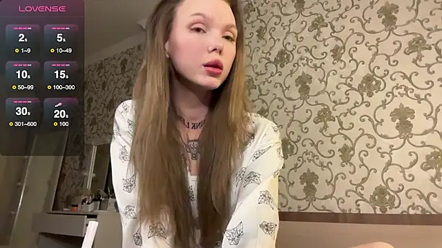 Snapshot of amellyMorgan chatting on April 2026 05:10:02 PM amellyMorgan online show from April 2026 05:10:02 PM