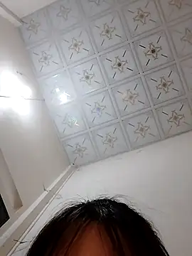 Snapshot of Missa_baby chatting on April 2026 05:27:02 AM Missa baby online show from April 2026 05:27:02 AM