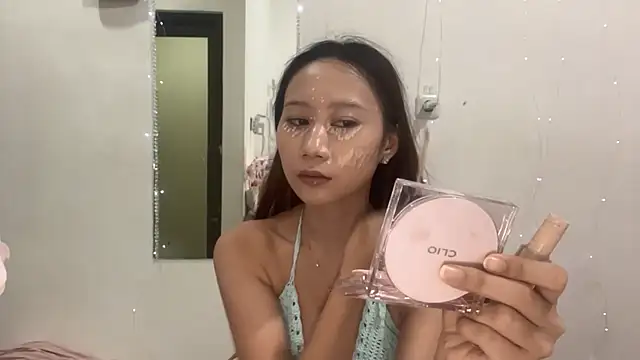 RuthWeinraub online show from August 2026 04:14:01 AM