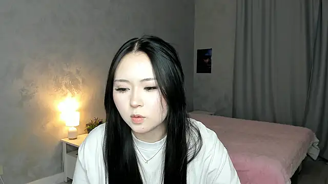 Snapshot of TeshaHeinsohn chatting on April 2026 12:41:01 PM TeshaHeinsohn online show from April 2026 12:41:01 PM