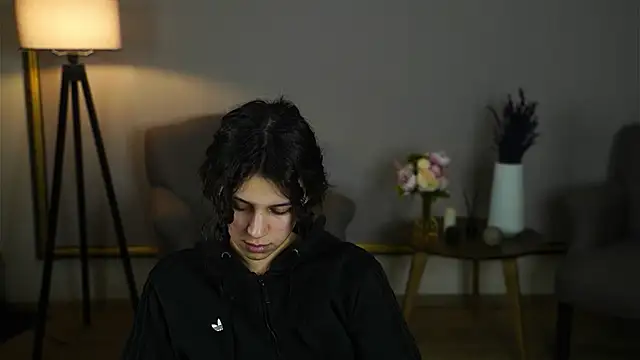 Snapshot of JinnyProtsman chatting on April 2026 02:30:01 PM JinnyProtsman online show from April 2026 02:30:01 PM