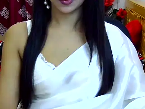 Snapshot of Alina_Nur chatting on July 2026 01:25:01 PM Alina Nur online show from July 2026 01:25:01 PM