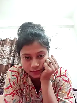 Snapshot of LIZA_QUEEN95 chatting on April 2026 03:25:01 PM LIZA QUEEN95 online show from April 2026 03:25:01 PM