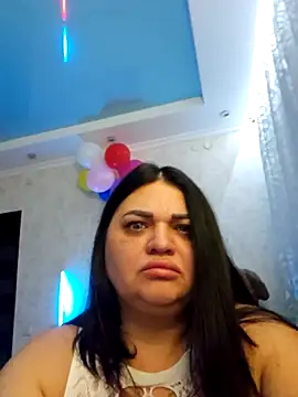 Snapshot of -CUTE-EVVIL- chatting on April 2026 07:33:02 PM -CUTE-EVVIL- online show from April 2026 07:33:02 PM