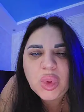 Snapshot of -CUTE-EVVIL- chatting on April 2026 07:44:01 PM -CUTE-EVVIL- online show from April 2026 07:44:01 PM