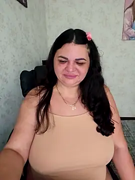 Snapshot of -CUTE-EVVIL- chatting on May 2026 04:42:02 AM -CUTE-EVVIL- online show from May 2026 04:42:02 AM