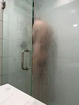 Snapshot of boysweet25 chatting on April 2026 05:10:02 AM boysweet25 online show from April 2026 05:10:02 AM