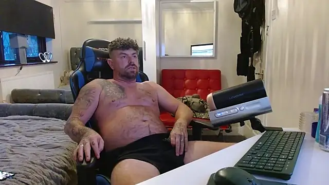 Snapshot of Naughtybihubbyxx chatting on July 2026 08:44:02 PM Naughtybihubbyxx online show from July 2026 08:44:02 PM
