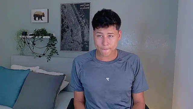 Snapshot of Raiden_boyy chatting on April 2026 08:06:01 PM Raiden boyy online show from April 2026 08:06:01 PM