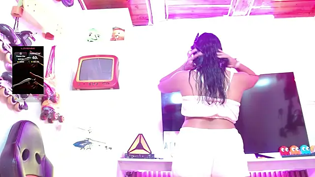 Snapshot of Dominatriz_Arlette chatting on May 2026 03:04:02 AM Dominatriz Arlette online show from May 2026 03:04:02 AM