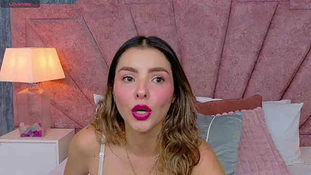 Snapshot of GrethaSounders chatting on April 2026 07:56:02 PM GrethaSounders online show from April 2026 07:56:02 PM