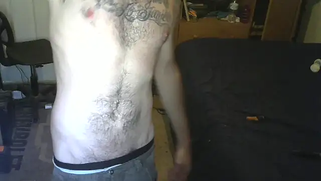 Snapshot of Johnny1991Blunt chatting on May 2026 07:10:02 PM Johnny1991Blunt online show from May 2026 07:10:02 PM