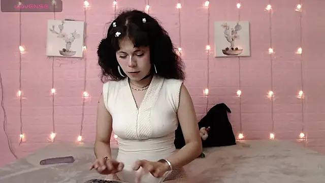 Snapshot of majumei chatting on May 2026 04:30:01 AM majumei online show from May 2026 04:30:01 AM