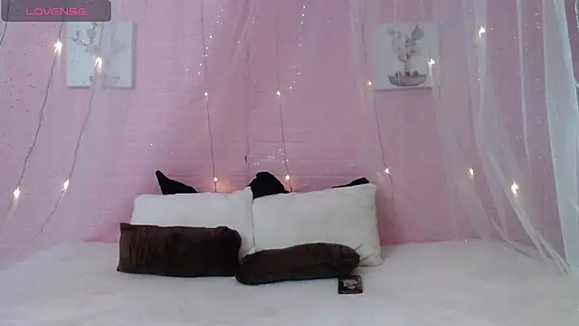 Snapshot of majumei chatting on May 2026 04:20:02 AM majumei online show from May 2026 04:20:02 AM
