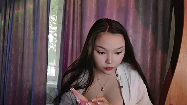 Snapshot of cherrry_milk chatting on June 2026 01:48:01 PM cherrry milk online show from June 2026 01:48:01 PM