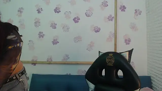 Snapshot of Karol_prescot chatting on April 2026 02:10:02 PM Karol prescot online show from April 2026 02:10:02 PM