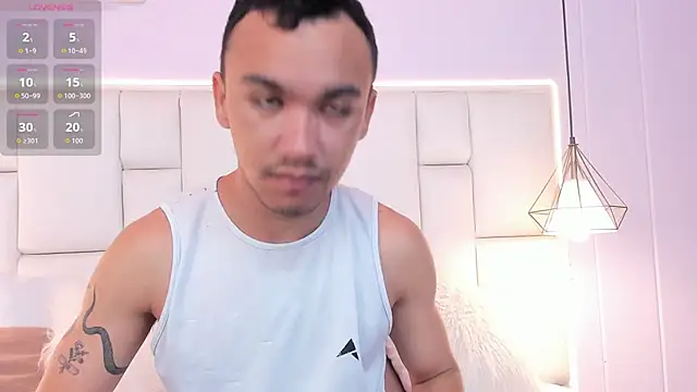 AndresSolorzano1 online show from June 2026 11:35:02 AM