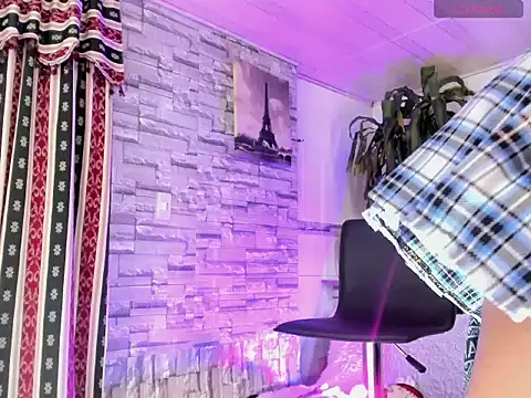 Snapshot of BeautyCatalella1 chatting on May 2026 12:57:01 PM BeautyCatalella1 online show from May 2026 12:57:01 PM