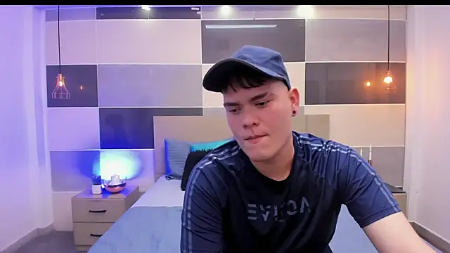 Snapshot of Alexei_lux chatting on April 2026 07:56:02 PM Alexei lux online show from April 2026 07:56:02 PM