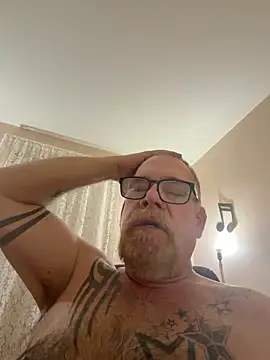 Snapshot of Caesar_Baxter chatting on April 2026 12:41:01 AM Caesar Baxter online show from April 2026 12:41:01 AM