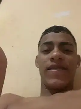 Snapshot of Antonelo_blake chatting on April 2026 04:32:01 AM Antonelo blake online show from April 2026 04:32:01 AM