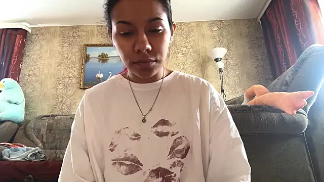 Snapshot of Daisyrtl chatting on April 2026 11:41:01 AM Daisyrtl online show from April 2026 11:41:01 AM