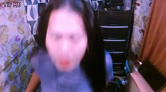 Snapshot of TSjuicyhotdrops chatting on January 2025 05:59:02 PM TSjuicyhotdrops online show from January 2025 05:59:02 PM