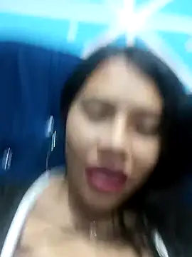 Snapshot of chiquibaby17 chatting on April 2026 10:18:01 PM chiquibaby17 online show from April 2026 10:18:01 PM