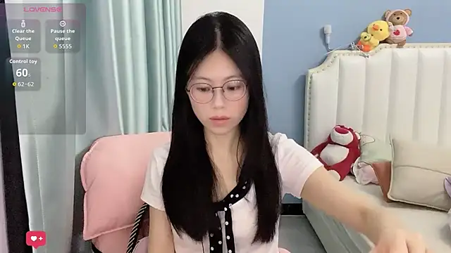 Luna-666 online show from July 2026 12:53:02 PM