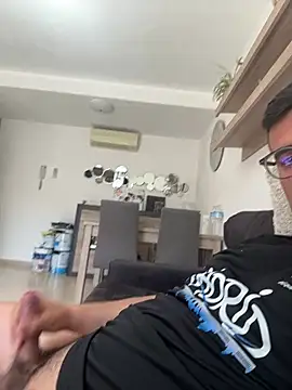 Snapshot of aalexhub chatting on April 2026 10:13:01 AM aalexhub online show from April 2026 10:13:01 AM