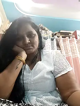 Snapshot of varshatelugu123 chatting on April 2026 12:25:01 PM varshatelugu123 online show from April 2026 12:25:01 PM