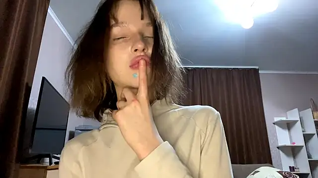 Snapshot of asunasue chatting on April 2026 11:36:02 PM asunasue online show from April 2026 11:36:02 PM