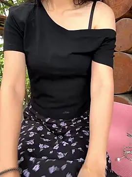 Snapshot of XIAOnaimao-001 chatting on June 2026 07:20:01 AM XIAOnaimao-001 online show from June 2026 07:20:01 AM