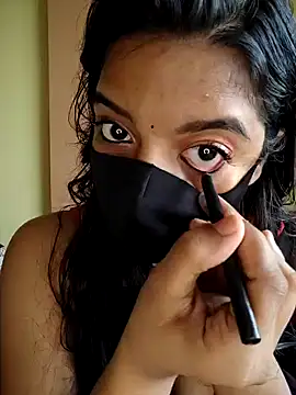 Snapshot of vanika2000 chatting on April 2026 07:28:01 AM vanika2000 online show from April 2026 07:28:01 AM