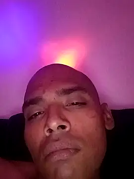 Snapshot of bigdickfriends chatting on April 2026 02:48:02 PM bigdickfriends online show from April 2026 02:48:02 PM