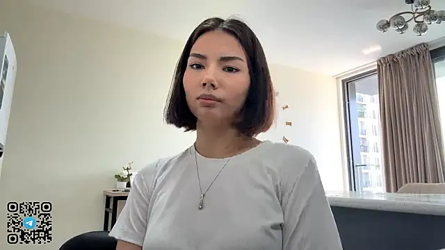 Snapshot of MarylnMonnier chatting on April 2026 09:07:01 AM MarylnMonnier online show from April 2026 09:07:01 AM