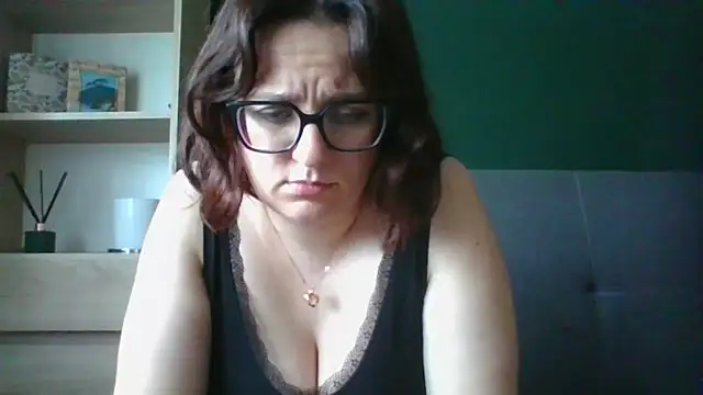 sensual paris online show from July 2026 05:25:01 AM