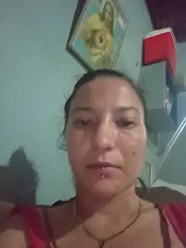 Snapshot of japinhamoreno2025 chatting on April 2026 10:18:01 PM japinhamoreno2025 online show from April 2026 10:18:01 PM