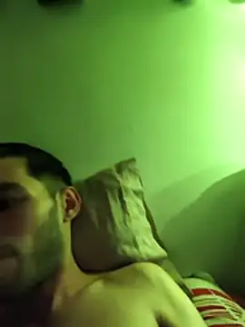 Snapshot of TUJUGUETEBEBE1 chatting on April 2026 01:25:01 AM TUJUGUETEBEBE1 online show from April 2026 01:25:01 AM