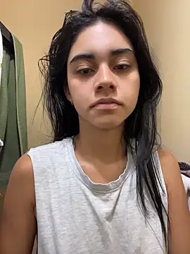 Snapshot of mia_moonna chatting on May 2026 11:50:02 AM mia moonna online show from May 2026 11:50:02 AM