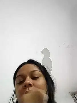 Snapshot of zoehot07 chatting on April 2026 07:12:01 PM zoehot07 online show from April 2026 07:12:01 PM